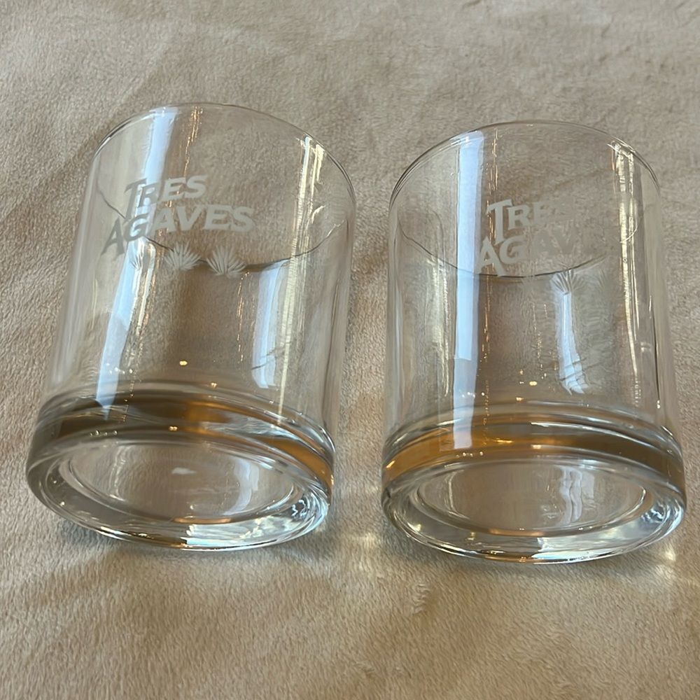 Tres Agaves Tequila Glasses 8 Oz Rocks Tumblers Clear White Lettering Set Of 2